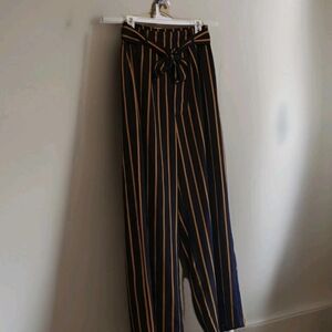 Windsor Navy and Mustard Vertical Stripe Wide-Leg Pants Sz M